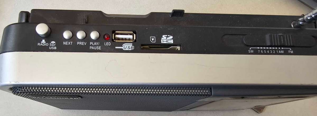 Awesome treasure hunt in the bargain bin