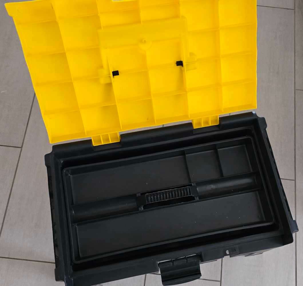 Black Friday hottie: Sit and work tool box bench