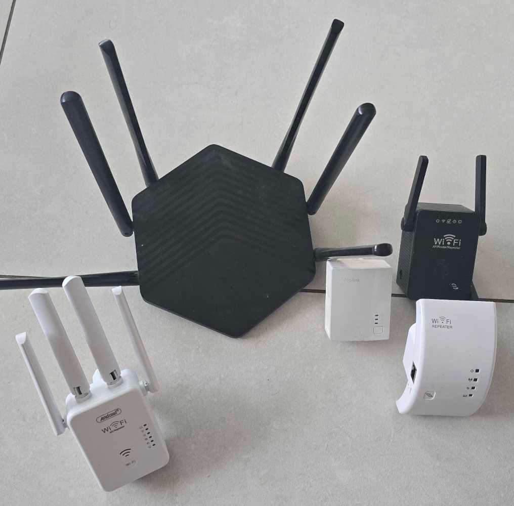 Modem wifi and router lot