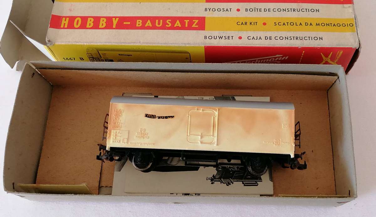 3x Fleischmann HO wagons