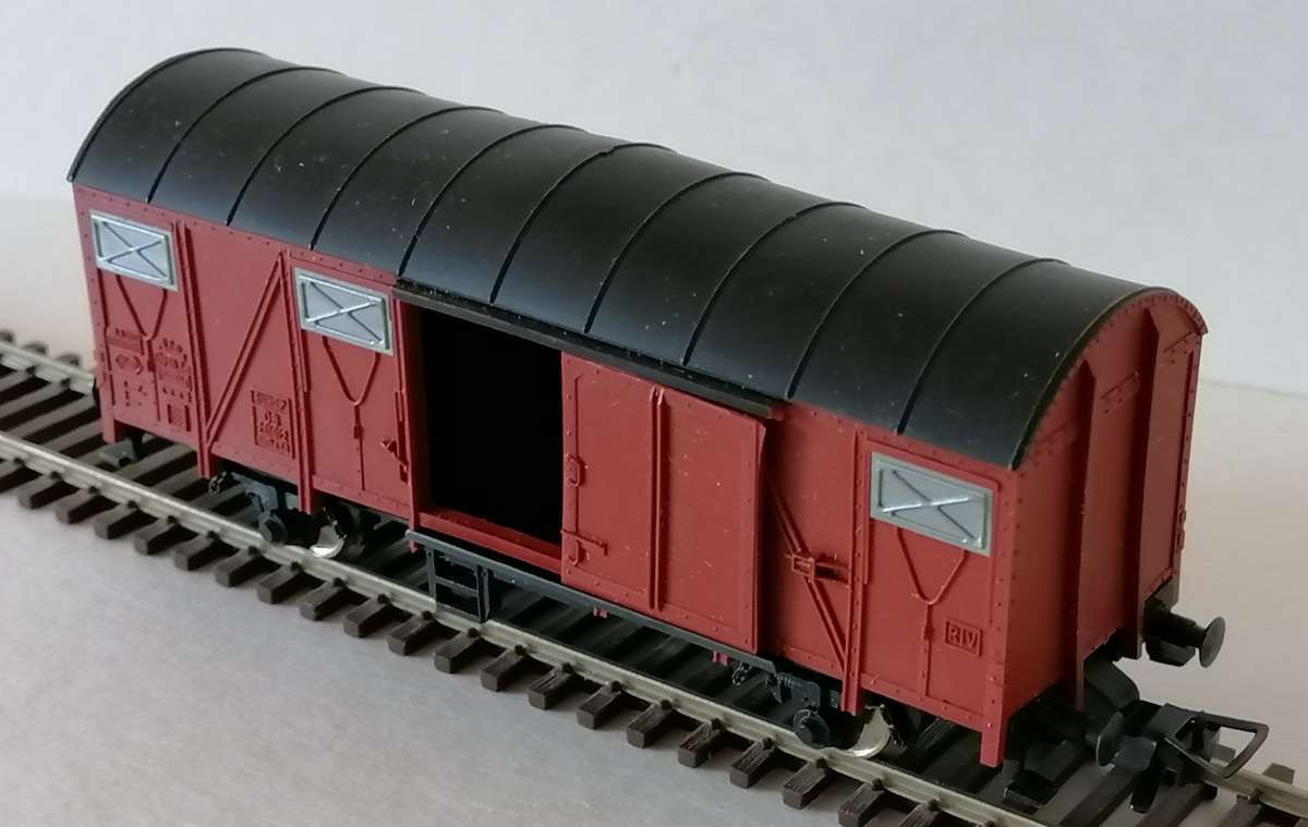 3x Fleischmann HO wagons