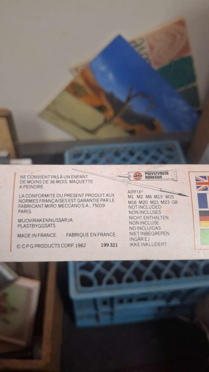 Supermarine spitfire VB airfix vintage toy