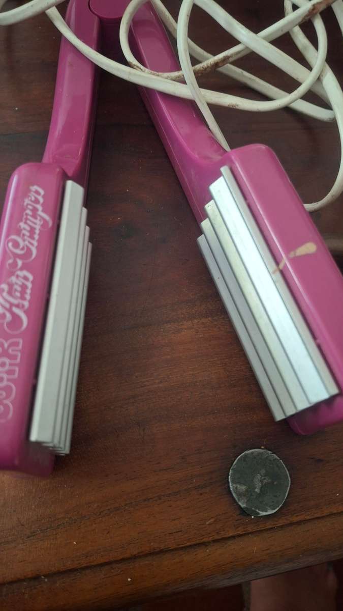 Vintage wik hair crimper