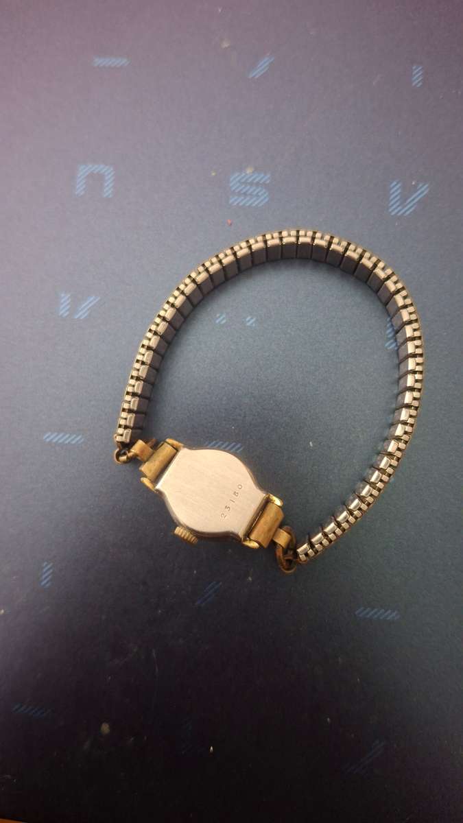 Defin ladies watch vintage