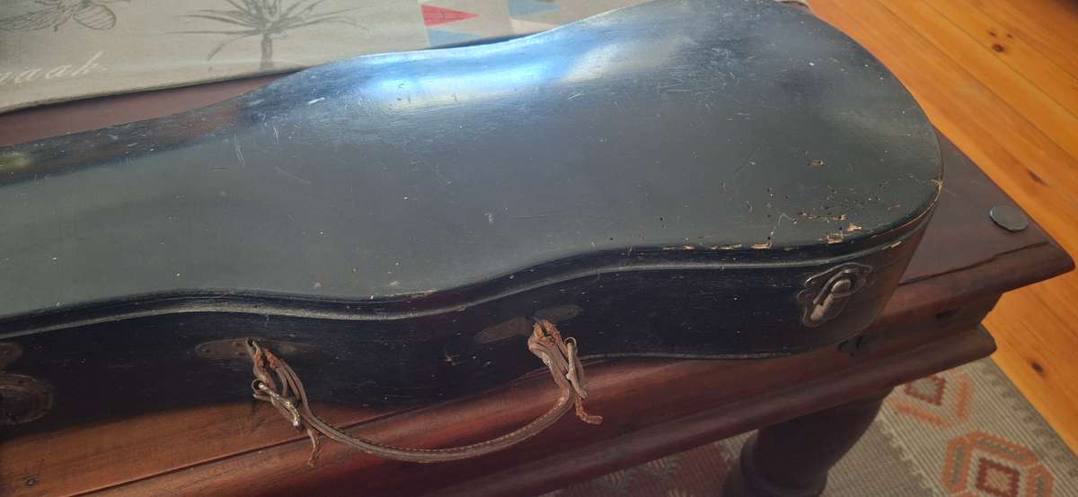 vintage violin in box