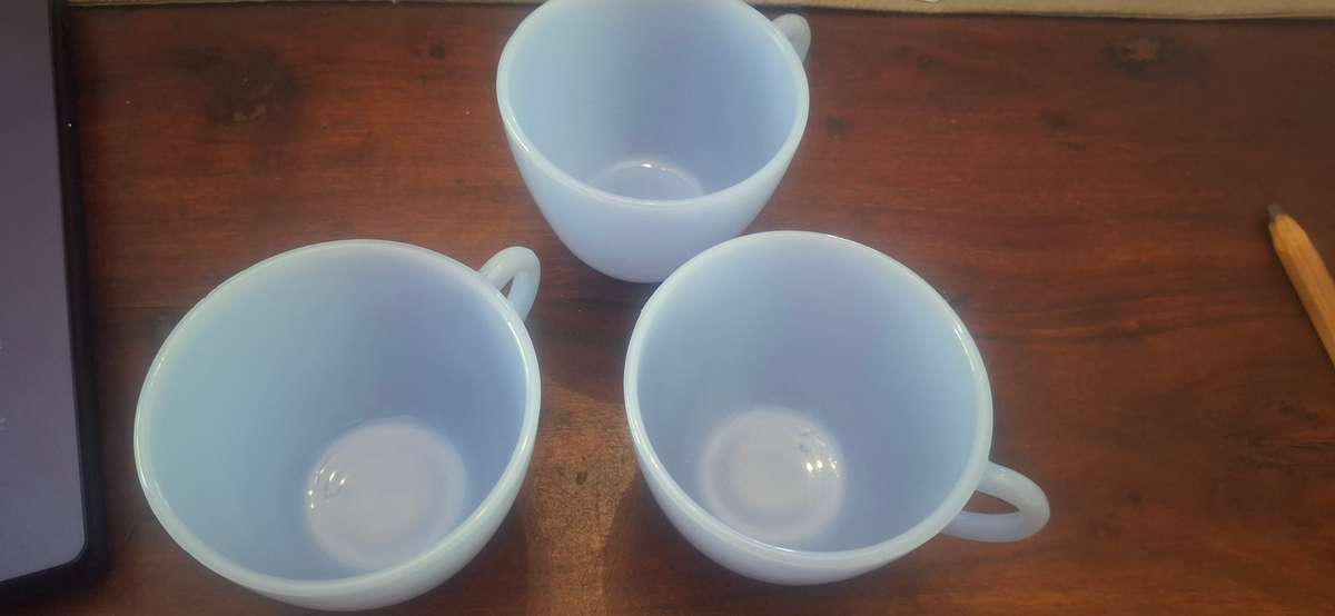 Blue Turquoise Glass vintage milk glass cups x 3