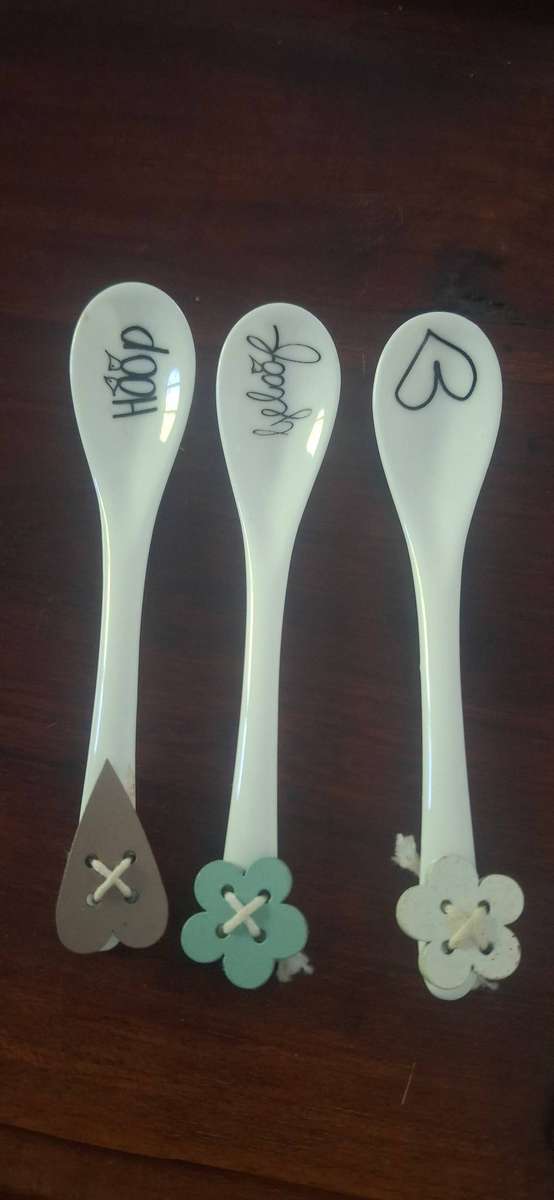 Porcelain  spoons