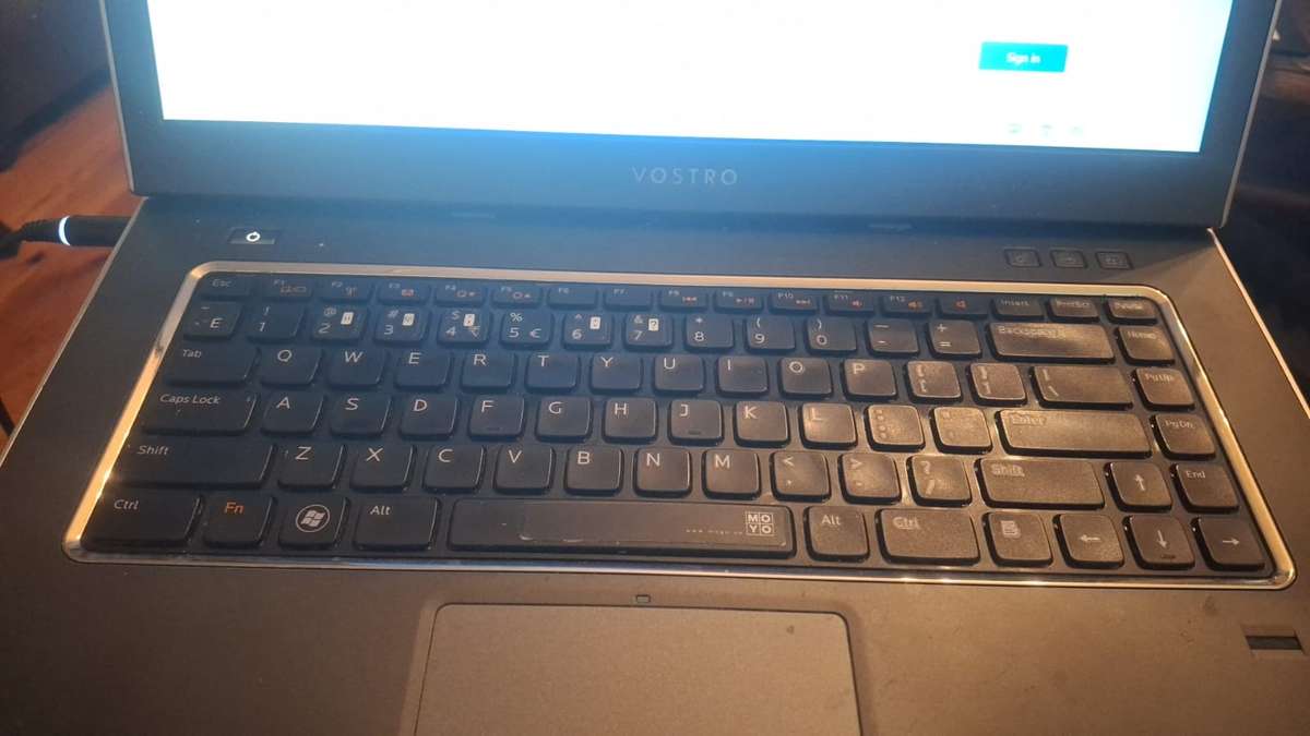 Dell vostro 3560  labtop