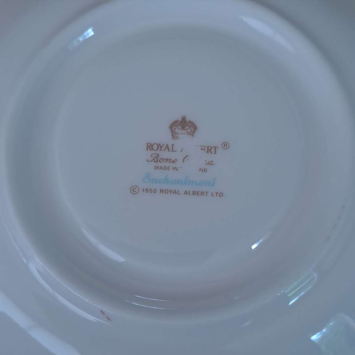 Royal Albert Trio - Enchantment (Trio number 2)