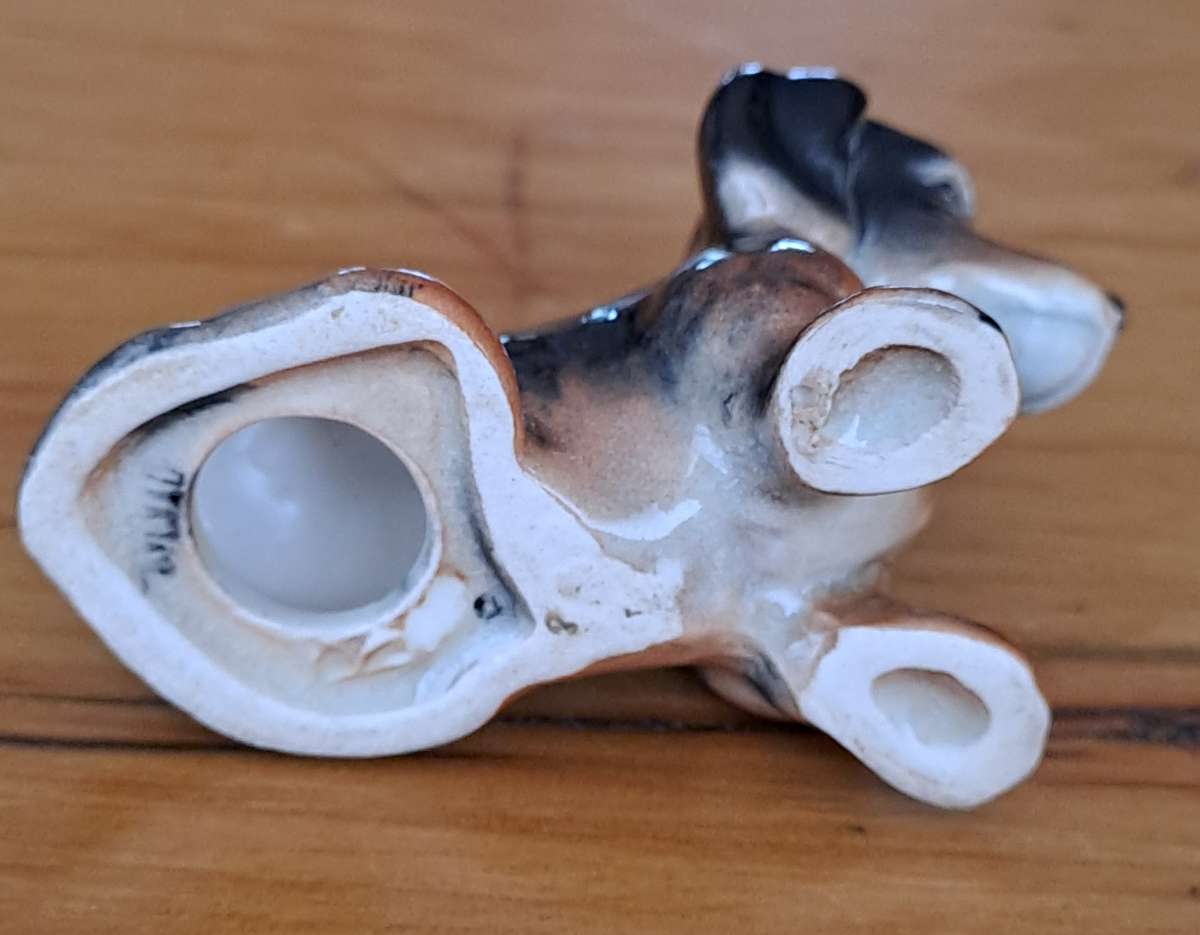 Porcelain Dachshund Sitting