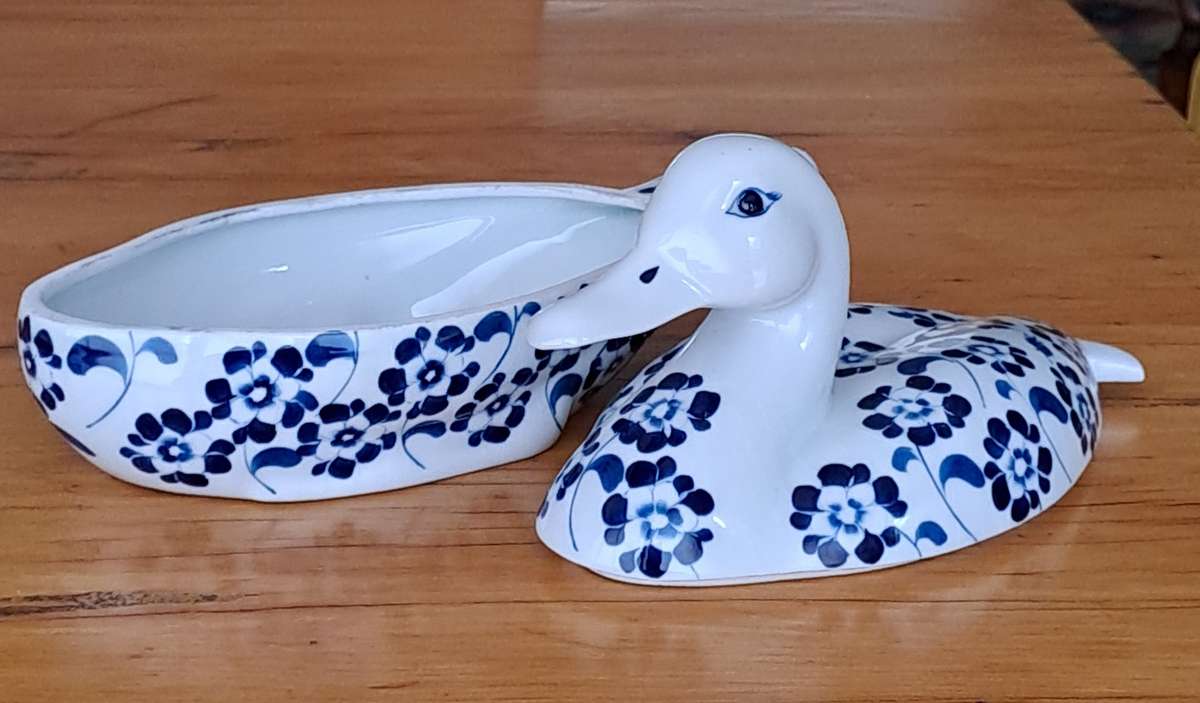 Cardinal Fine Porcelain Duck Tureen