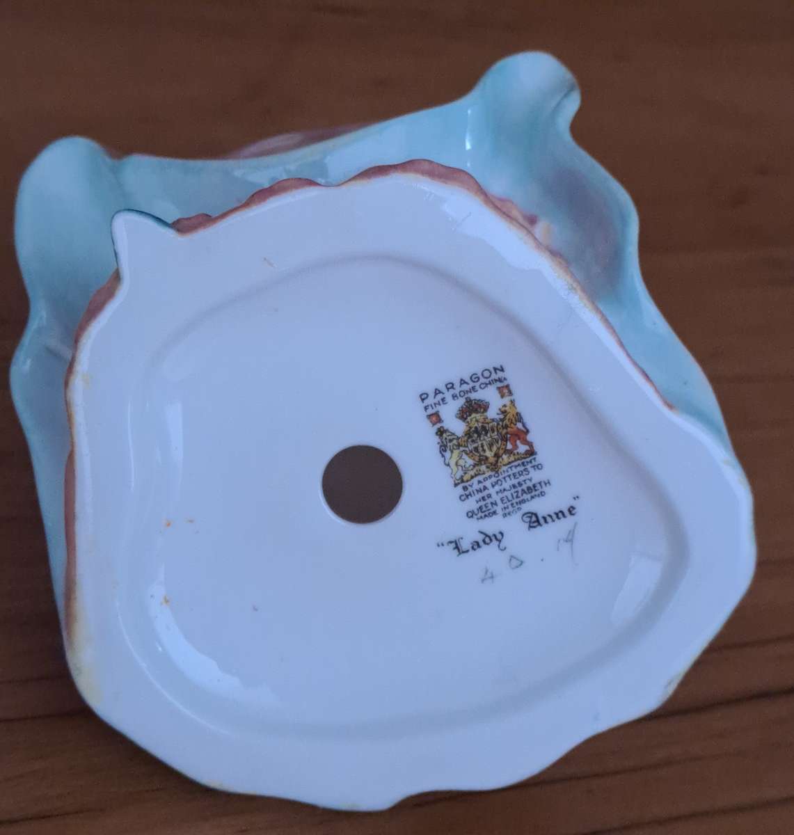 Paragon Figurine 'Lady Anne'