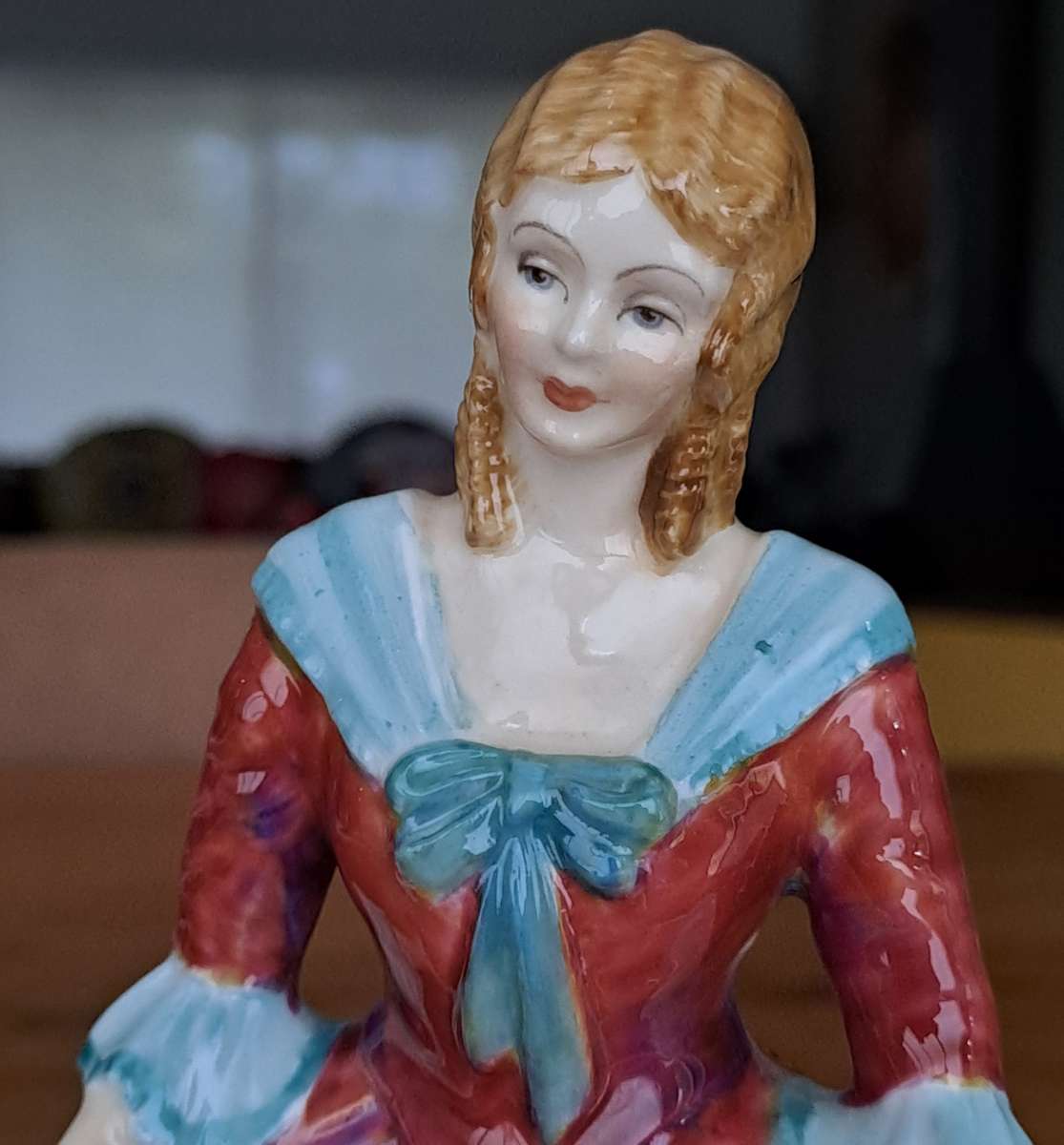 Paragon Figurine 'Lady Anne'