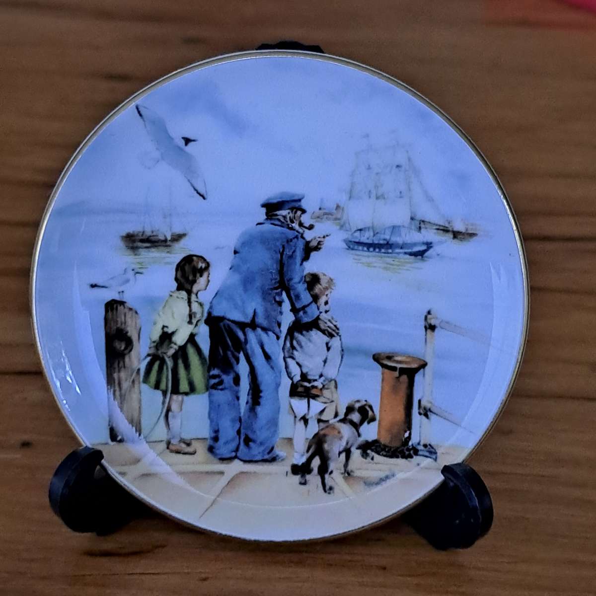 Coalport Miniature Plate
