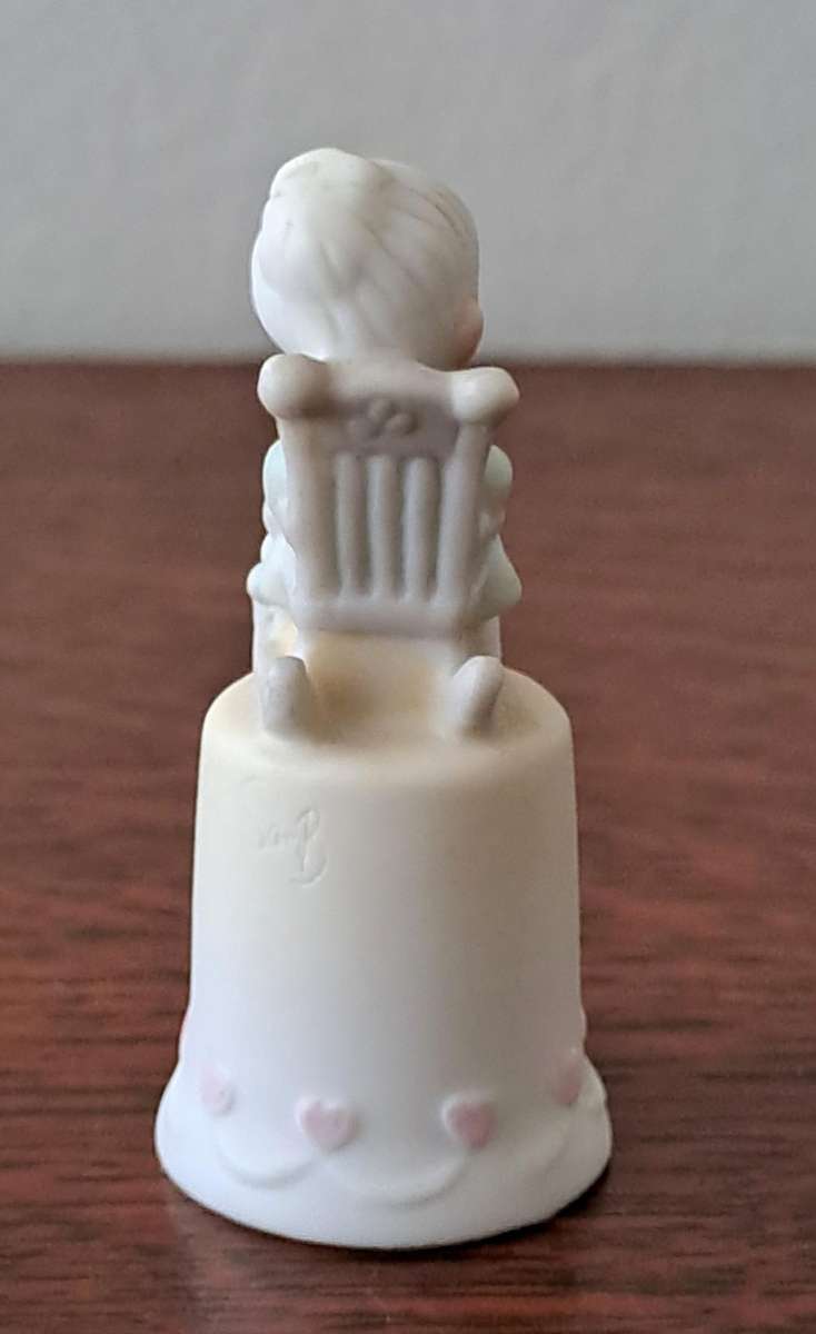 Thimble by Samuel J Butcher - 'Purrfect Grandma'