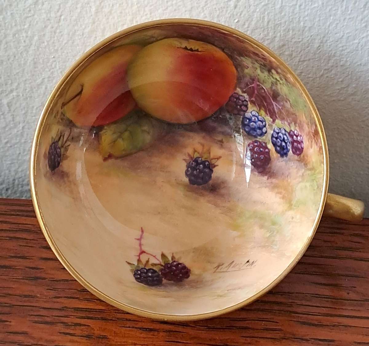 Royal Worcester Gilded Cup - Signed by Reginald Austin