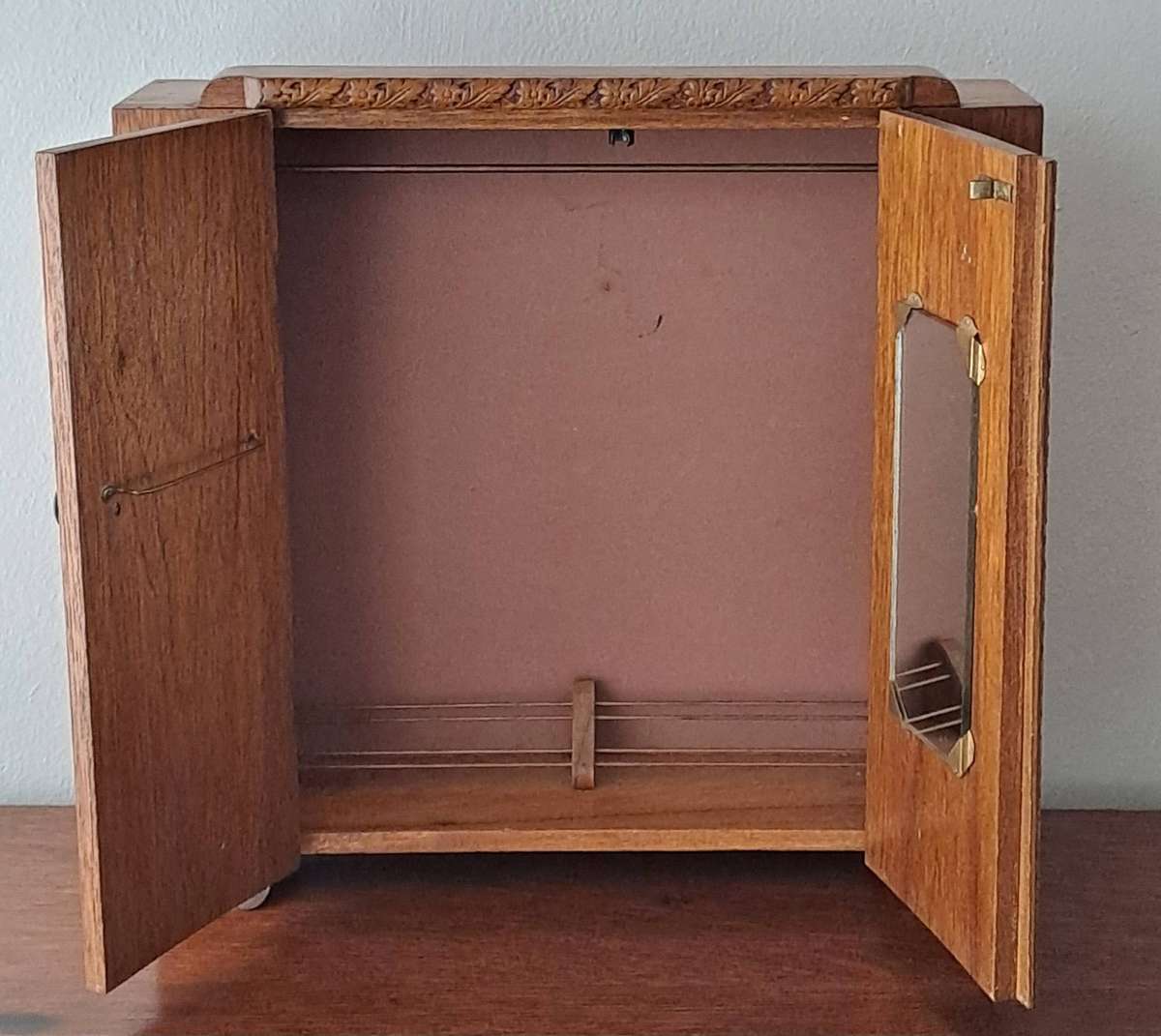 Dollhouse Art Deco Style Wardrobe