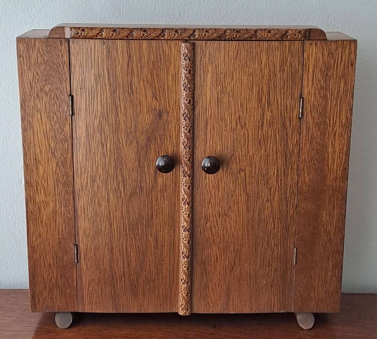 Dollhouse Art Deco Style Wardrobe