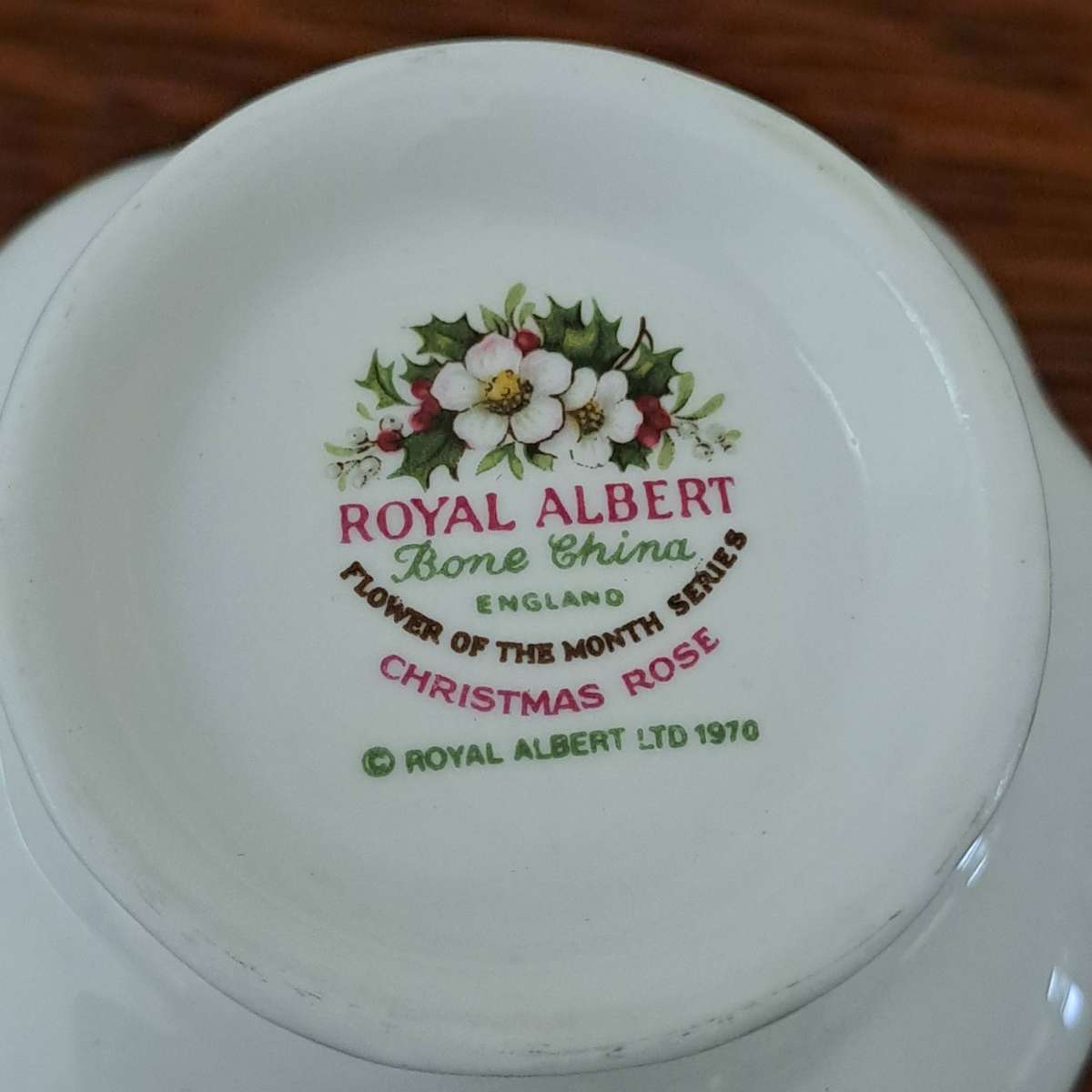 Royal Albert Flower of the Month Items
