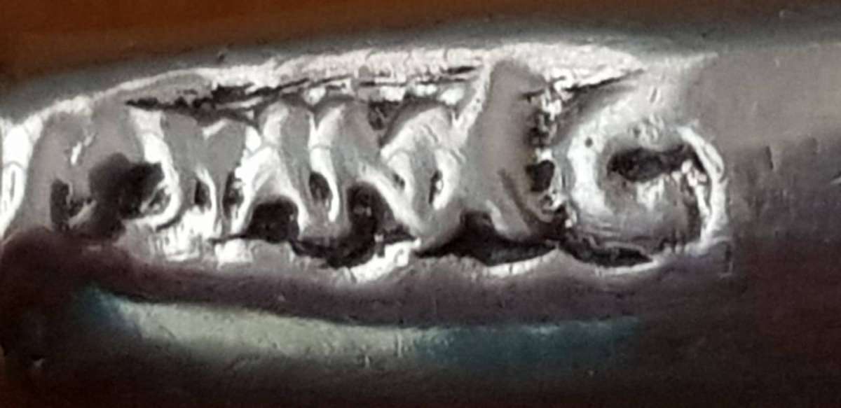 Diana Carmichael Pate Knife