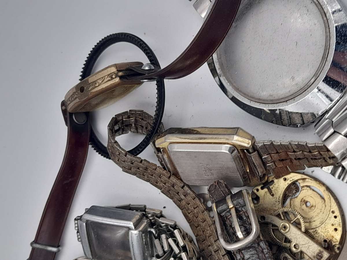 Watch parts for steampunk/repairs