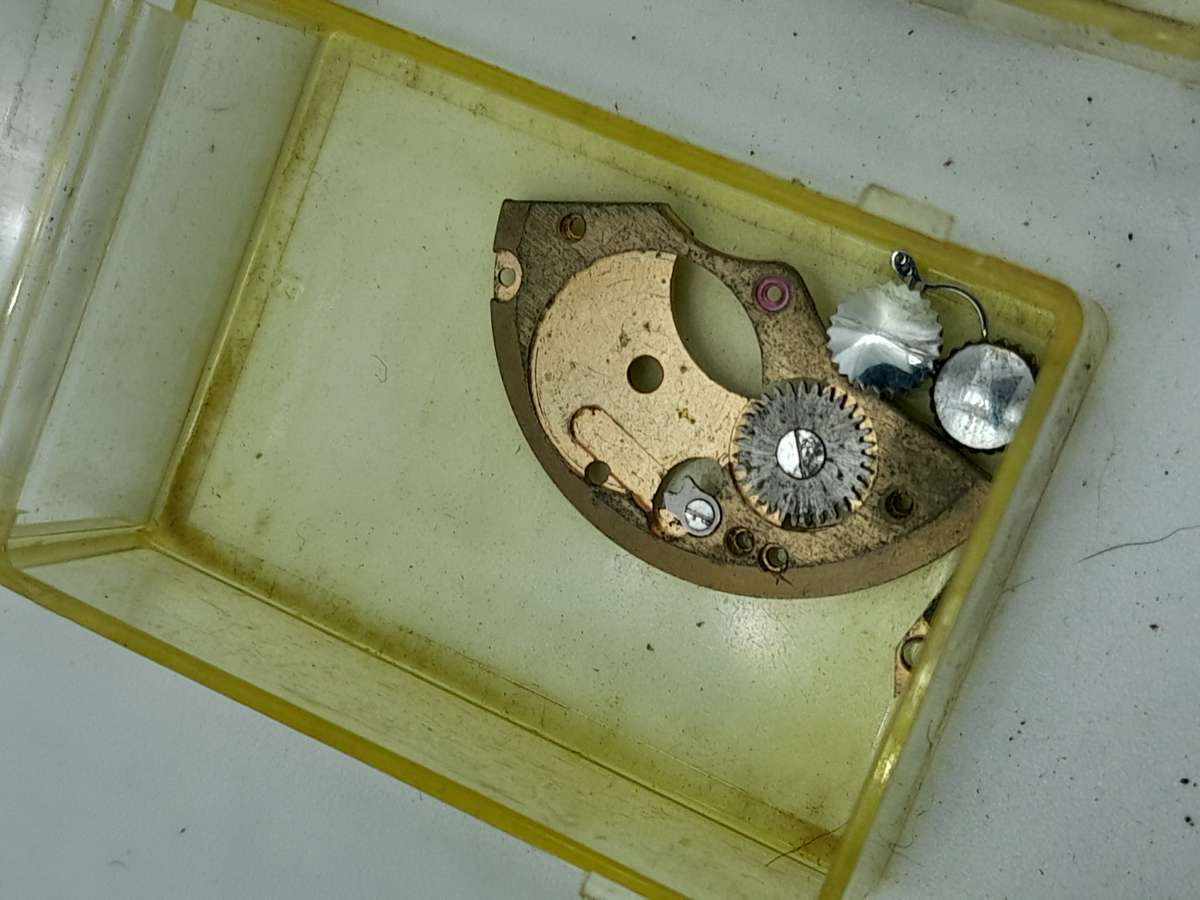 Watch parts for steampunk/repairs