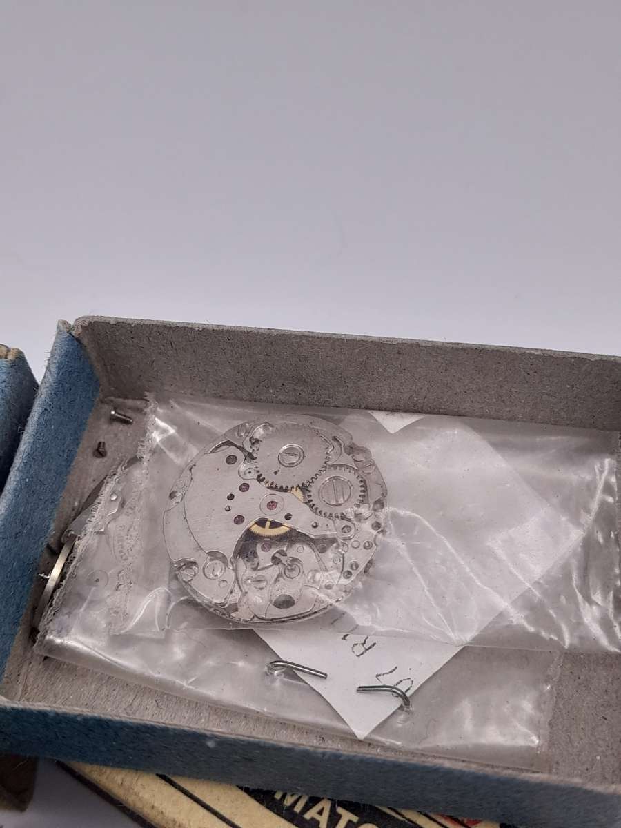 Watch parts for steampunk/repairs