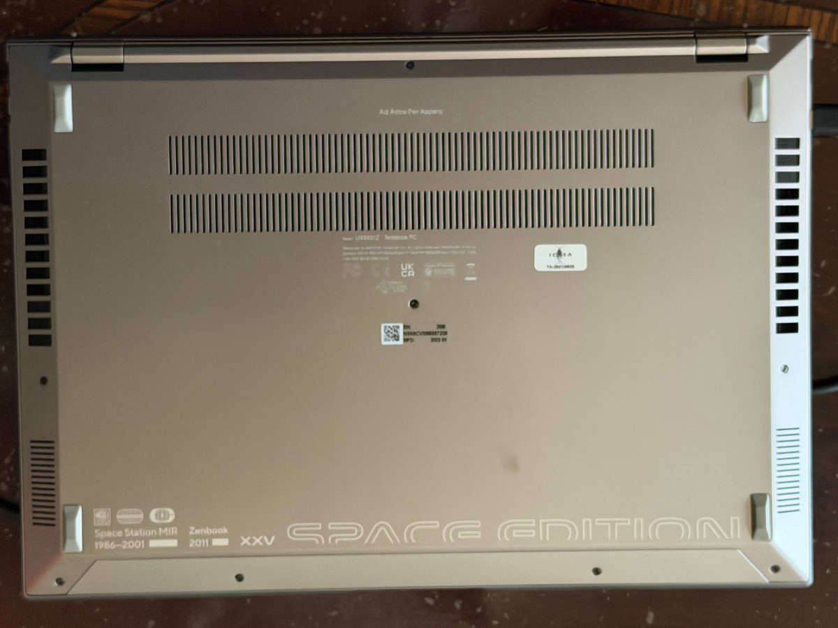 Asus Zenbook 14X OLED Space Edition UX5401ZAS ***MINT CONDITION***