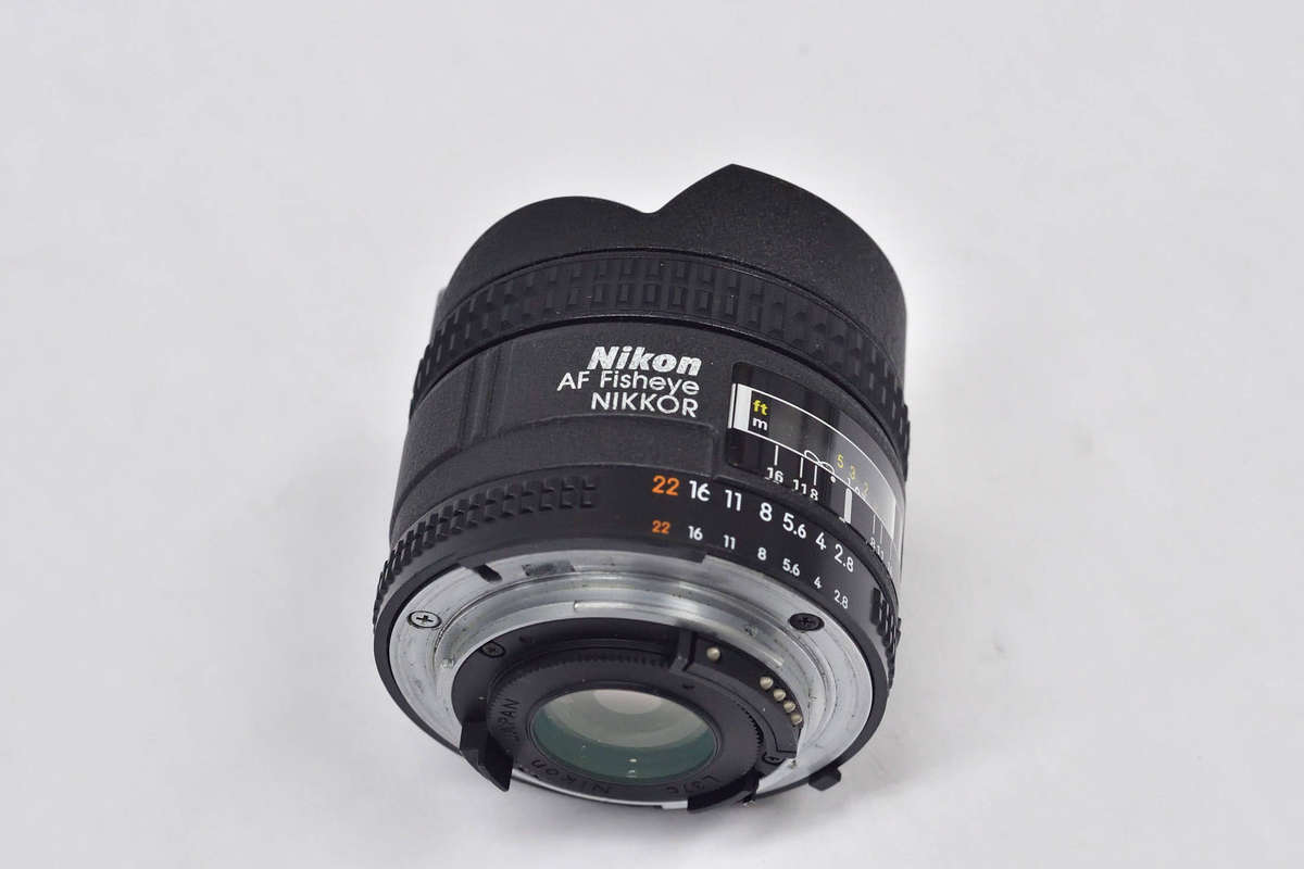 Nikon AF FISHEYE 16mm F2.8D