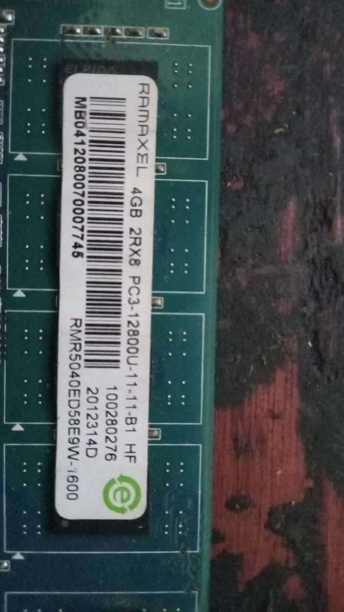 Assorted computer RAM modules