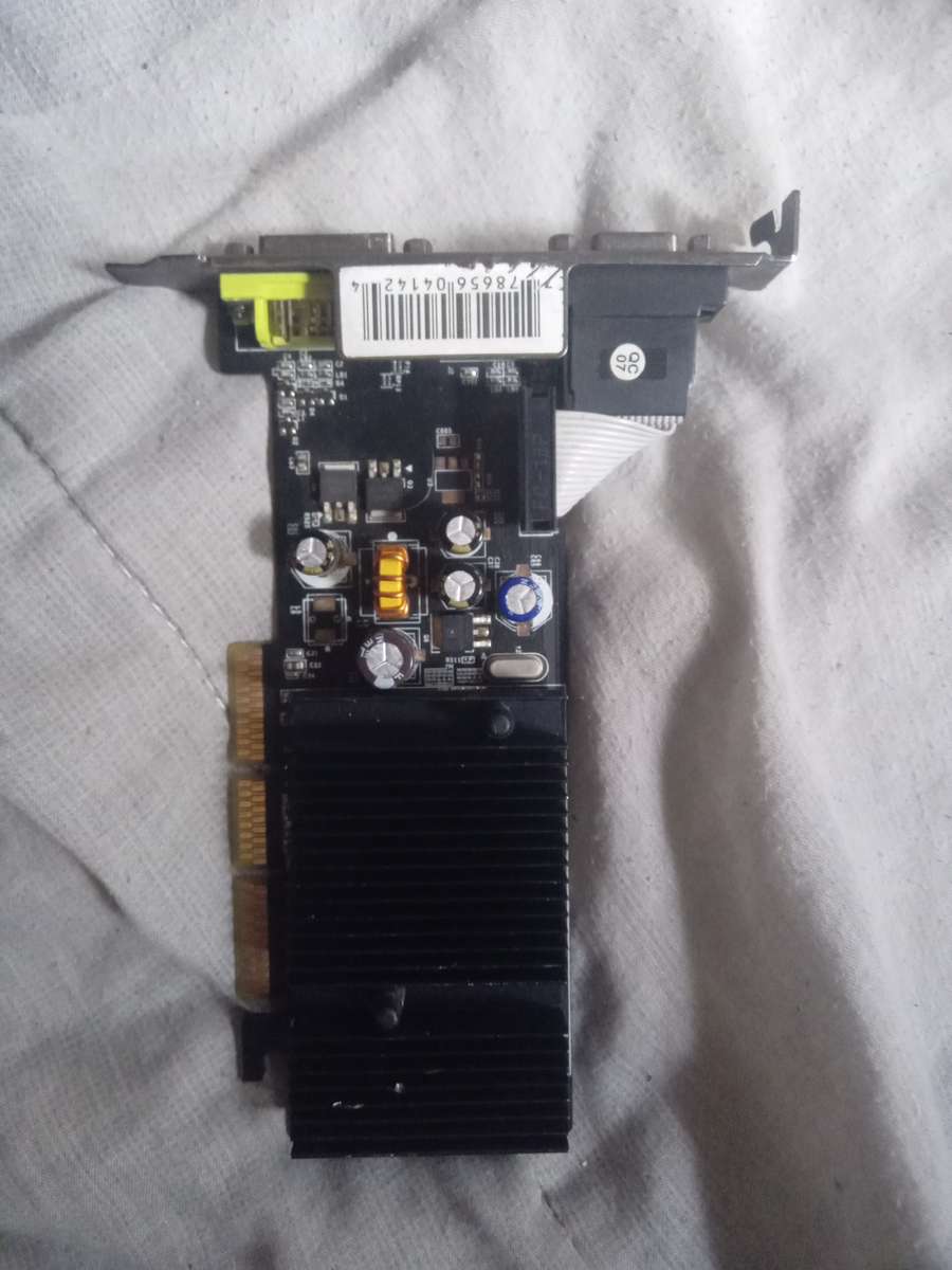 Nvidia geforce 6200 256mb ddr2 tv dvi