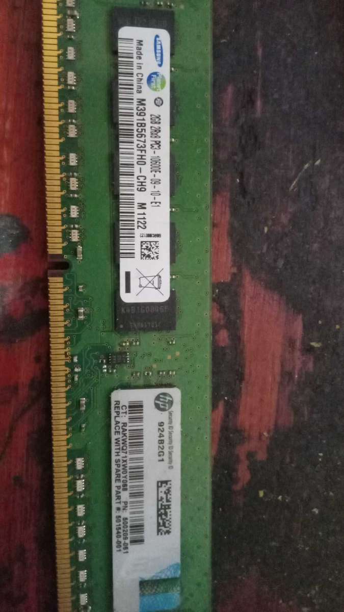 Assorted computer RAM modules