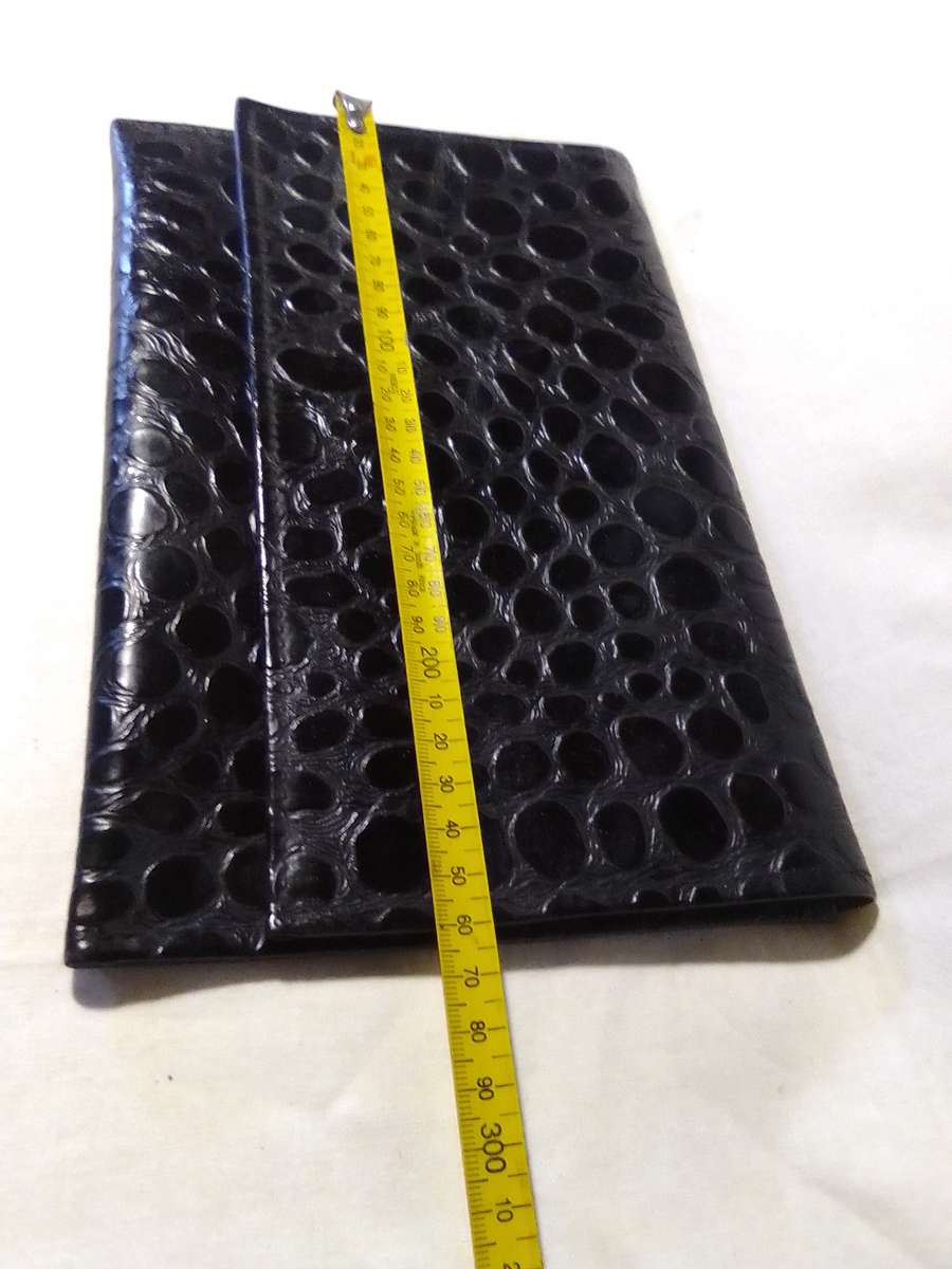 Vintage genuine 100% leather Crocodile Envelope Clutch bag, 260mm wide. Very neat.