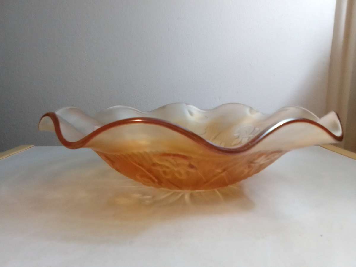 Mft 1960 Jeannette Iris Iridescent Carnival Glass Salad Bowl Ruffled Edge 295mm Across.