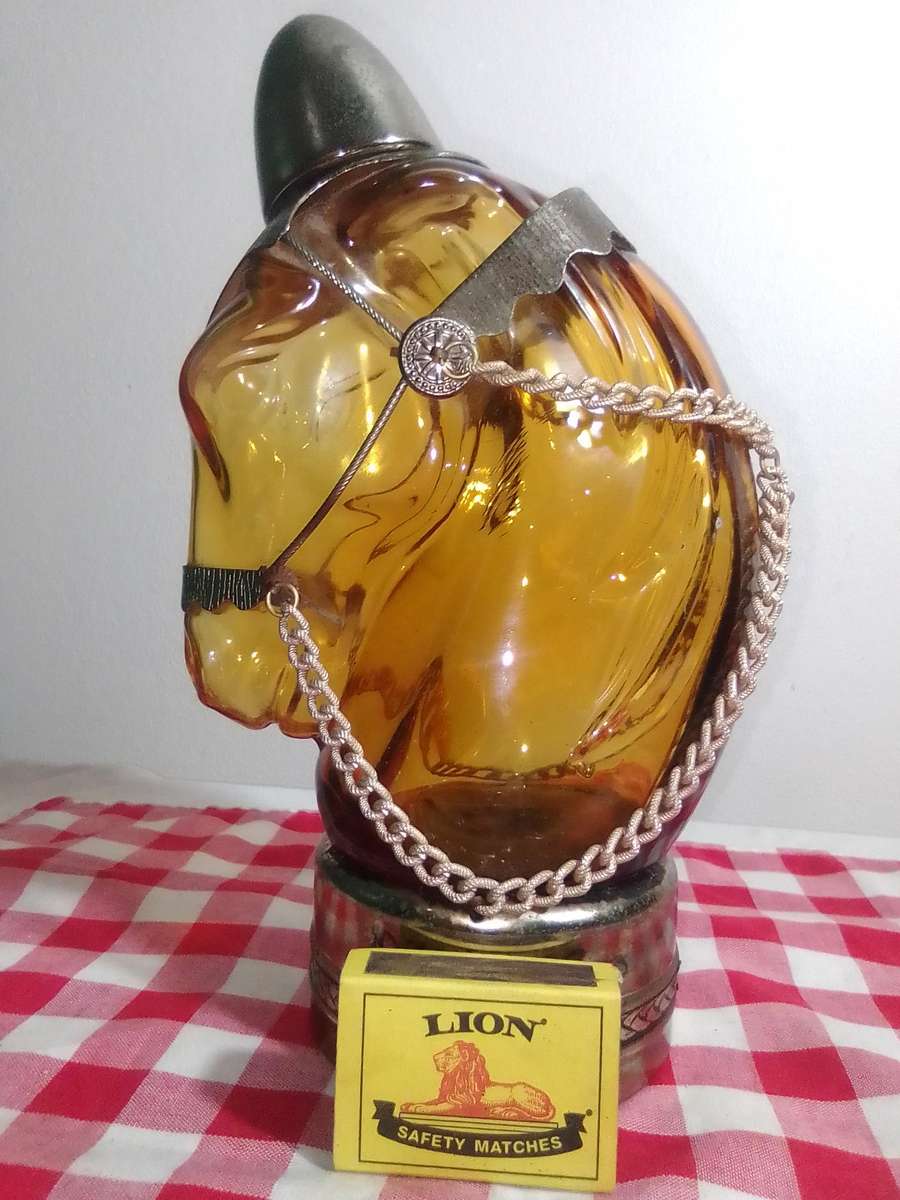 Vintage Glass Horse head shaped decanter music box. Decanter plays "how dry am I"
