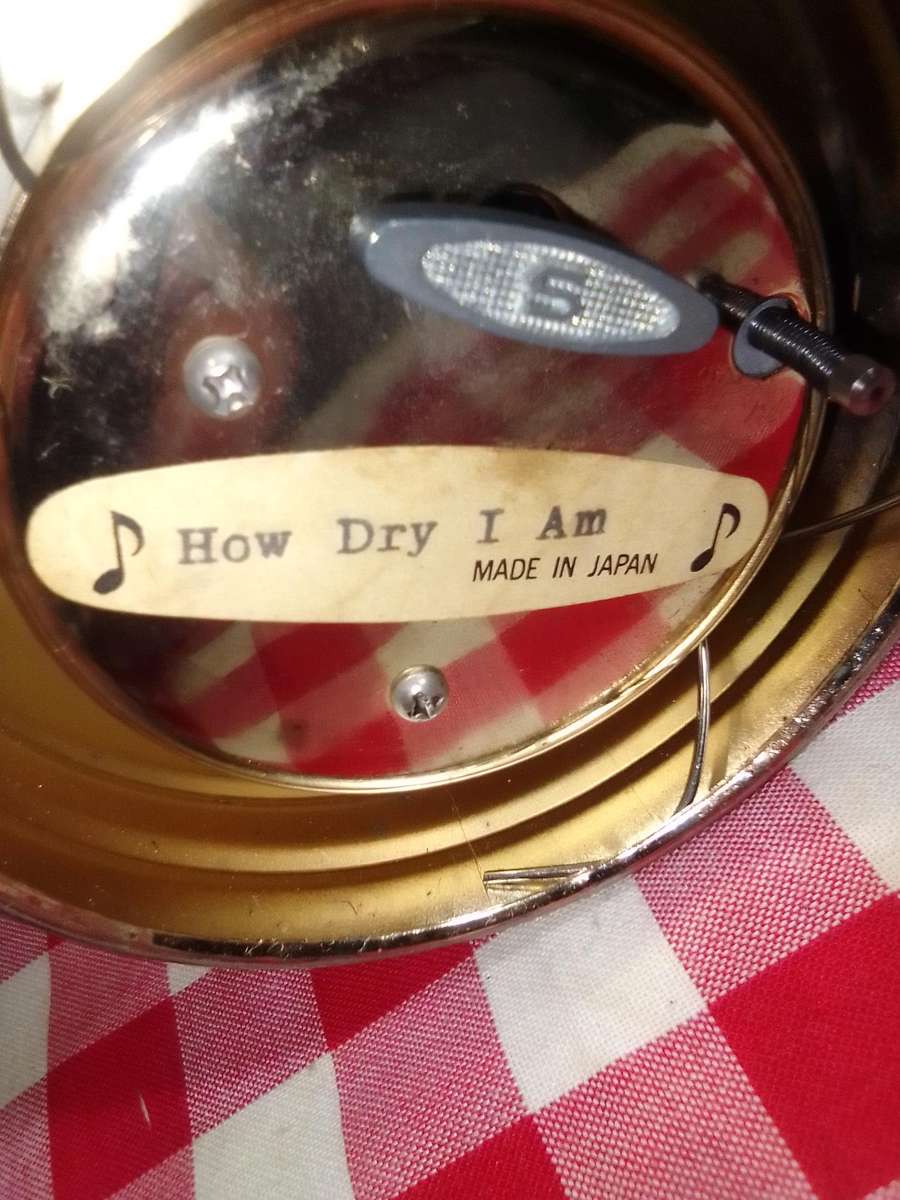 Vintage Glass Horse head shaped decanter music box. Decanter plays "how dry am I"