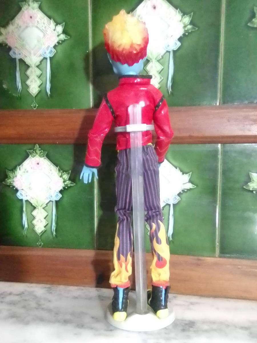 Rare 1st Edition Wave by Mattel. Monster High 2010 Yr. "HOLT HIDE" Where there's Smoke there's Me.