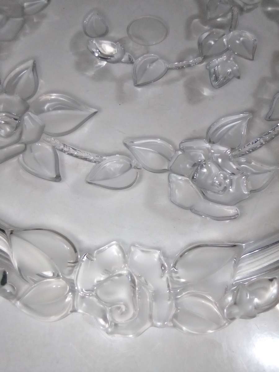 Mikasa Walther Glas Crystal Carmen Cake Plate Glass Floral Large Made In West German + Cake Lifter.