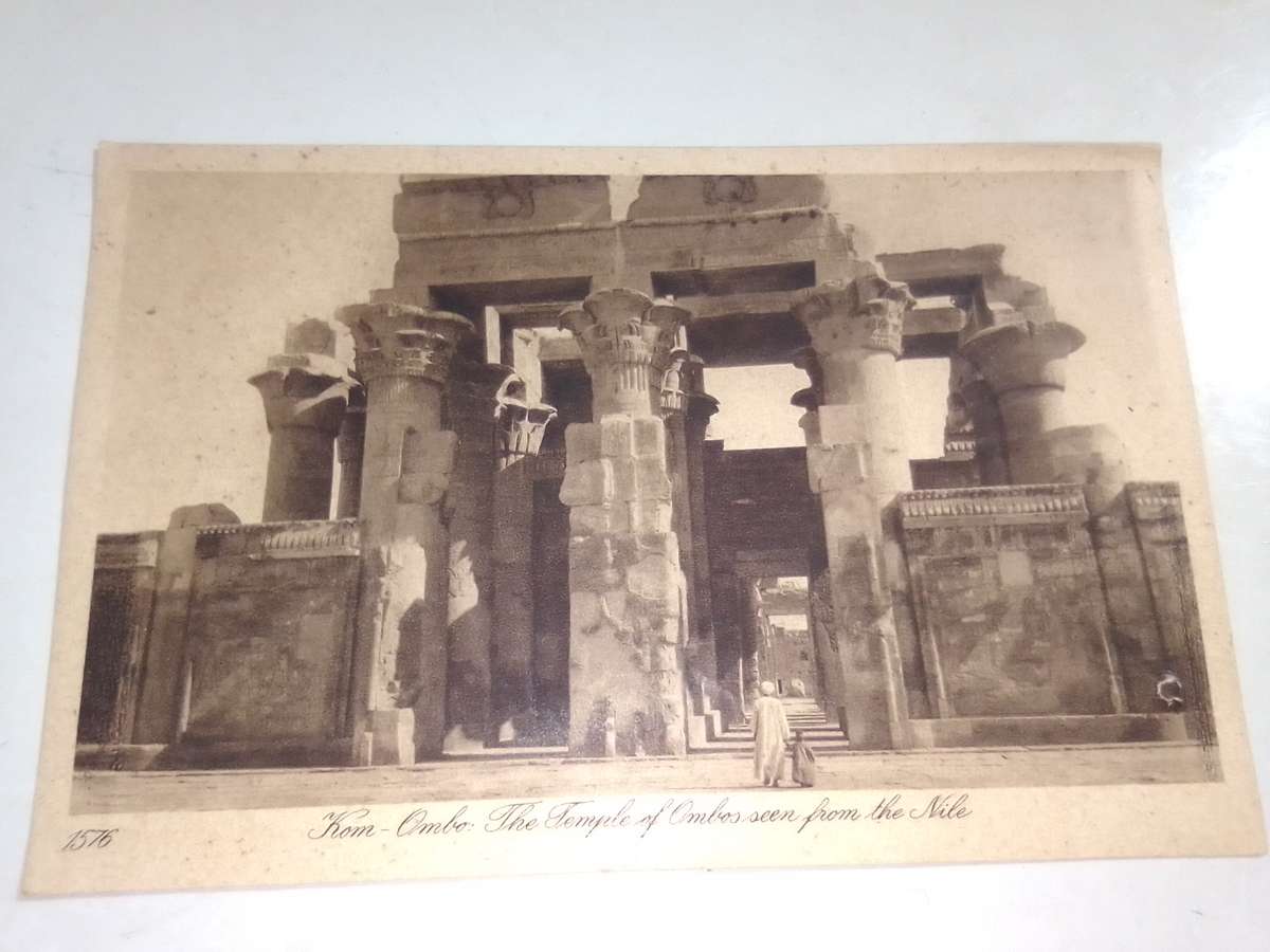 1579, Postcards Egyptian are on sale. One Bid on One Only and double up and take The Two cards.