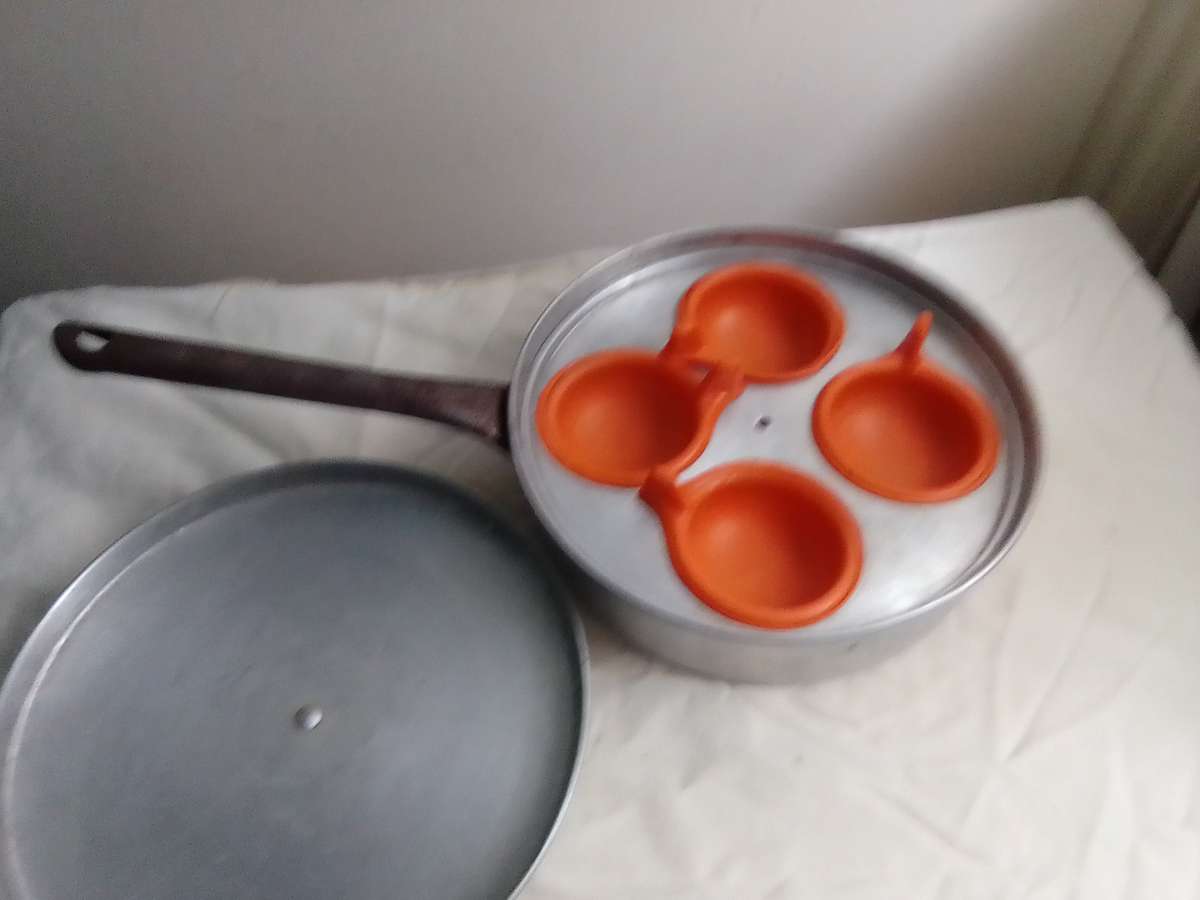 Old Aluminium Egg poacher pan.  Egg poaching pan is from the 1950s. On Ebay @ R650-