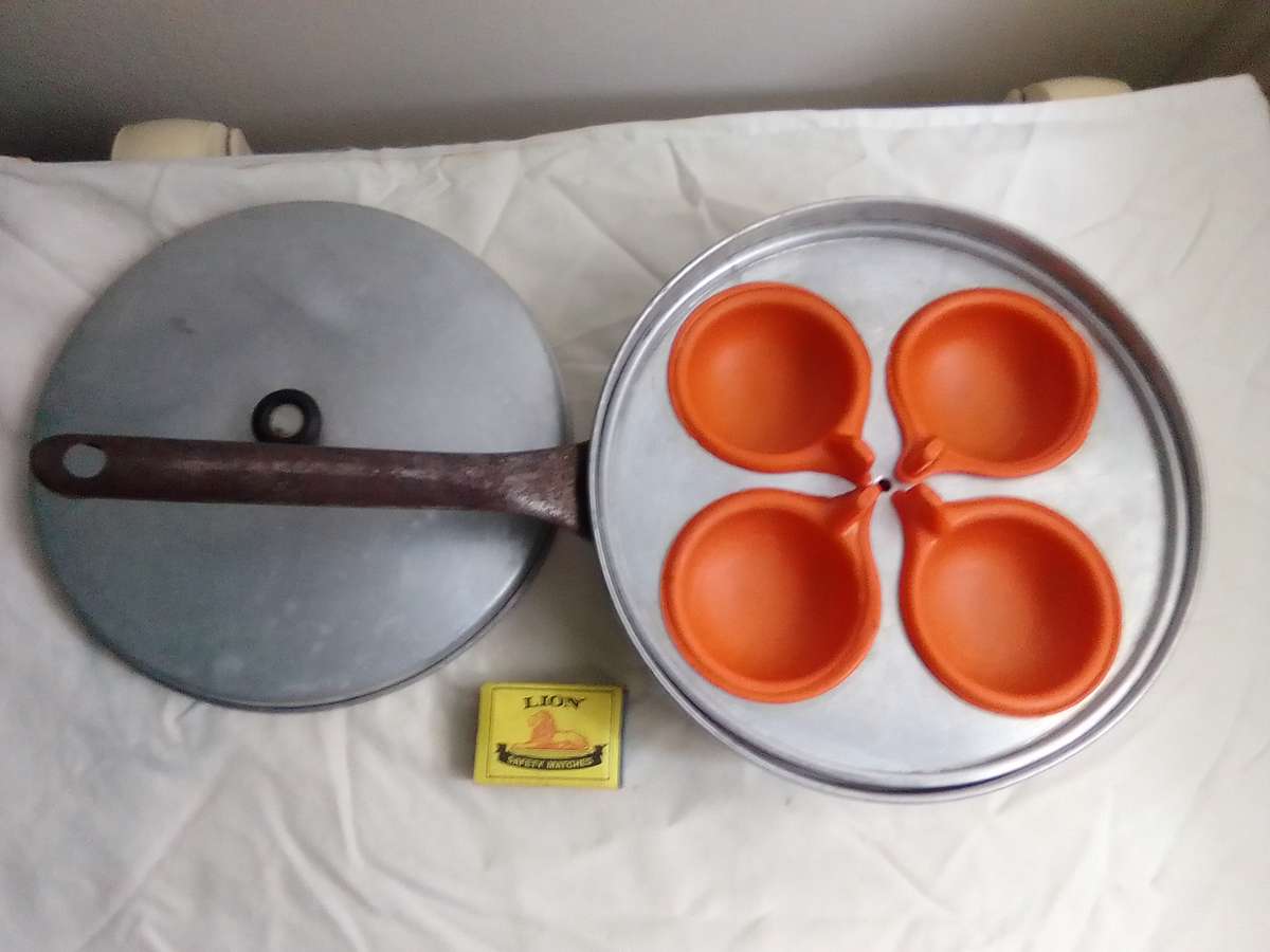 Old Aluminium Egg poacher pan.  Egg poaching pan is from the 1950s. On Ebay @ R650-