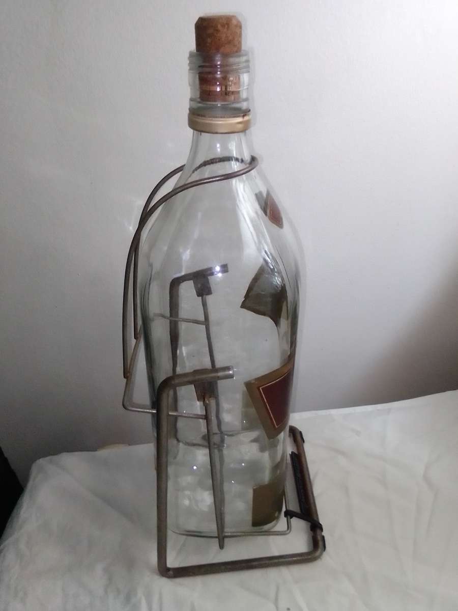 Johnny Walker Red Label empty whisky bottle on Cardle.