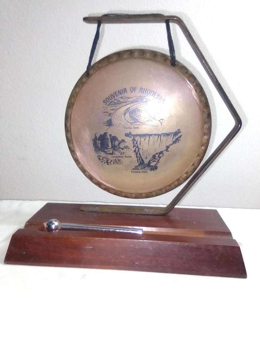 Vintage Rhodesian Dinner copper Gong.