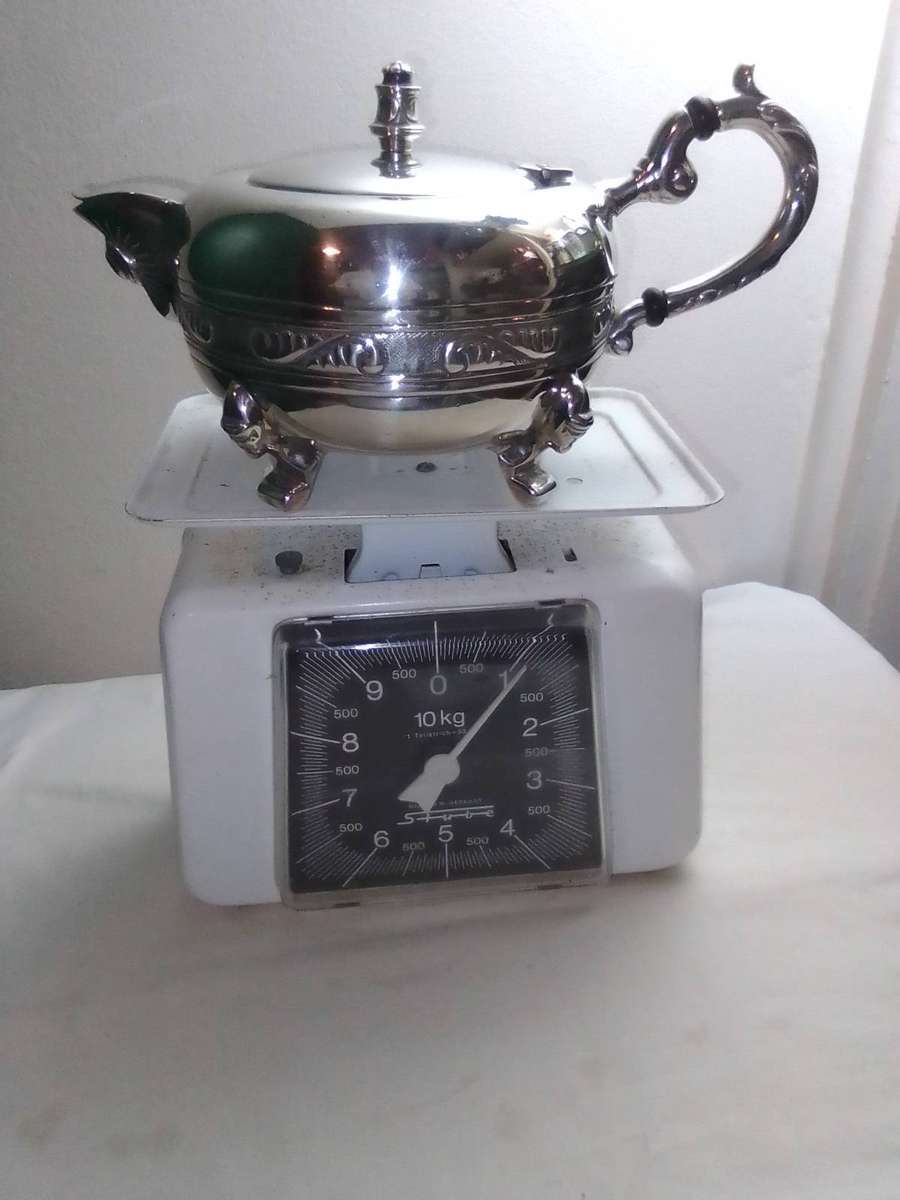 Antique very Heavy silver-plated Kettle. Rhodesian Industrial Metal Products Hammered Silver-Plated