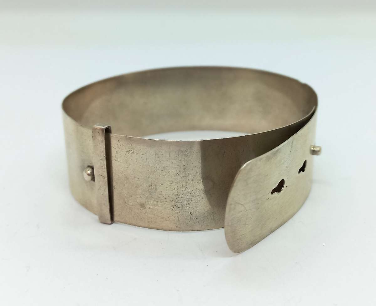 Wide Vintage Silver Cuff Bangle - 14.5g