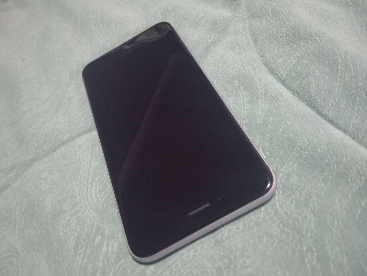 iPhone 6s plus 128gig late entry