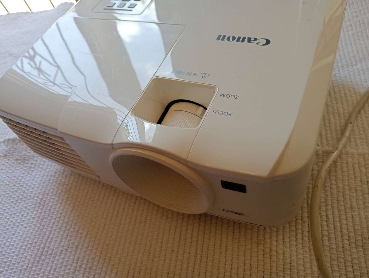 Canon LV-S300 Projector white