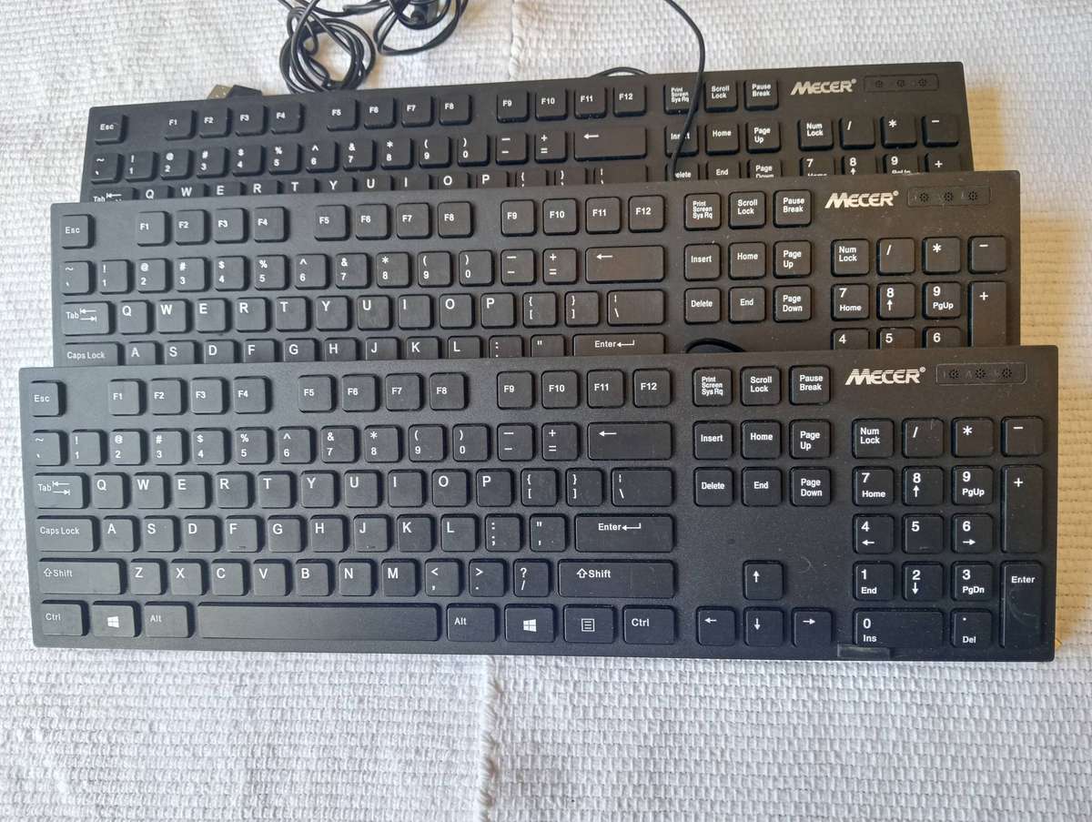 Mecer USB slim keyboard (SELLING LOT OF 11 UNITS) (ONE BID FOR ALL)