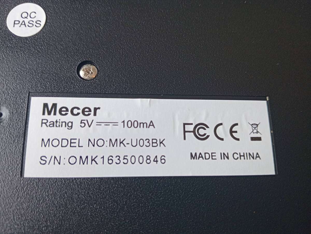 Mecer USB slim keyboard (SELLING LOT OF 11 UNITS) (ONE BID FOR ALL)
