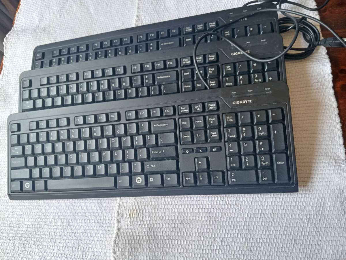 Gigabyte KM5300 Keyboards (6 units for 1 bid)